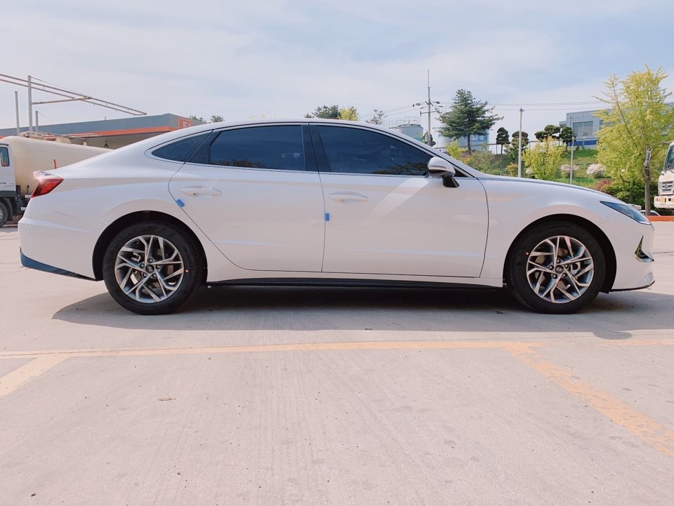 2020 SONATA DN8